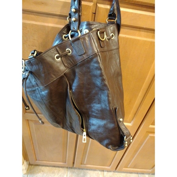 BCBGMaxAzria Large Leather Tote Bucket Bag EUC - Picture 7 of 12